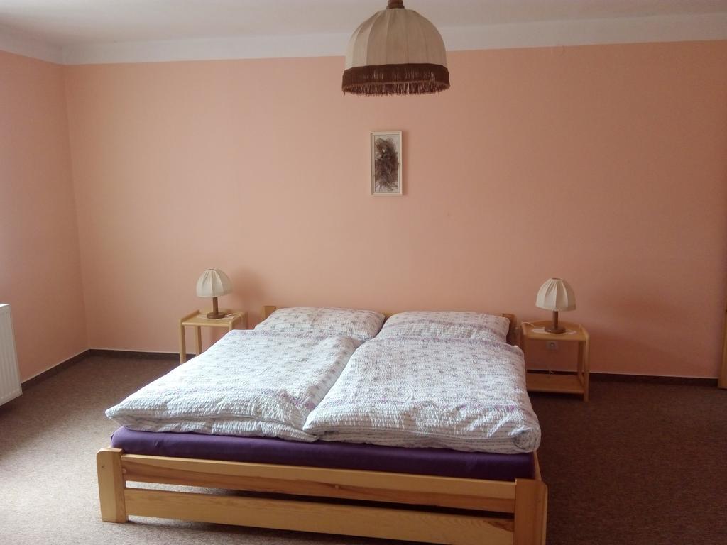 U Slunecne brany Františkovy Lázně Exterior foto